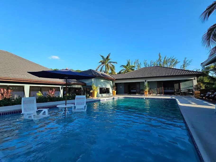 Villa Fantasy Private Beach And Private Pool Rio Bueno Harbour Apartament